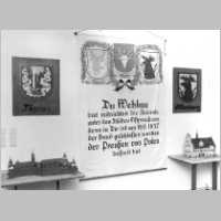 593-0011 Ansicht einer Ausstellungswand im Wehlauer Heimatmuseum in Syke.jpg